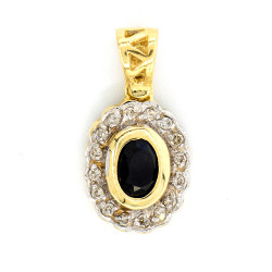 Gold Pendant Sapphire